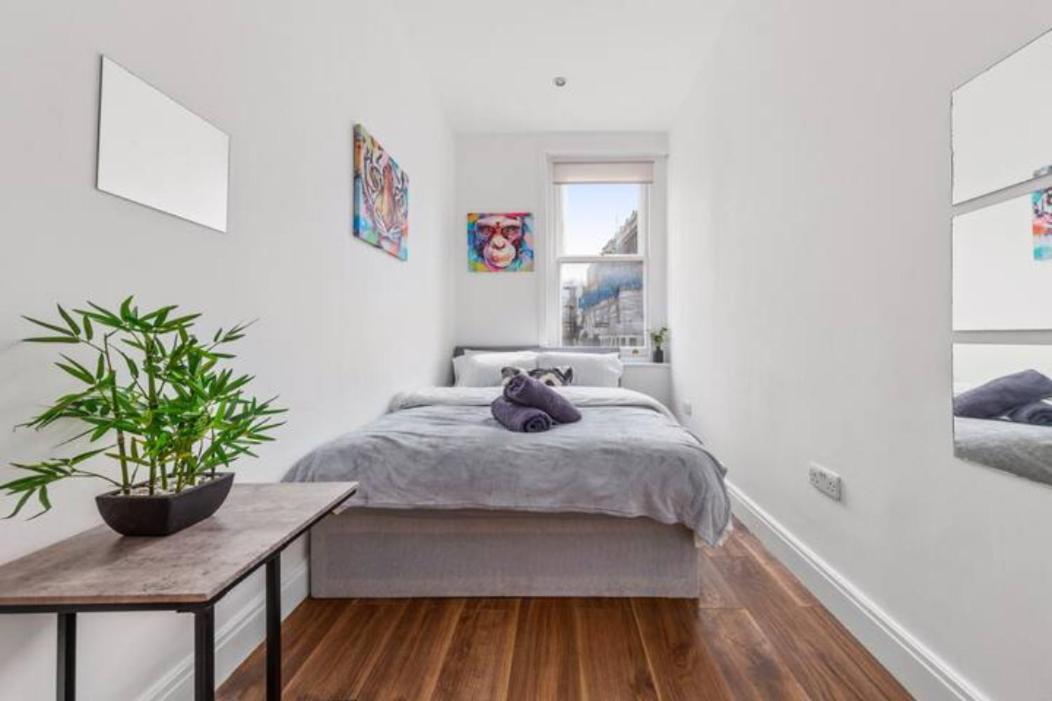 Living 2 Bedroom Flat 2 Mins To Clapahm Junction Cj Apartment *